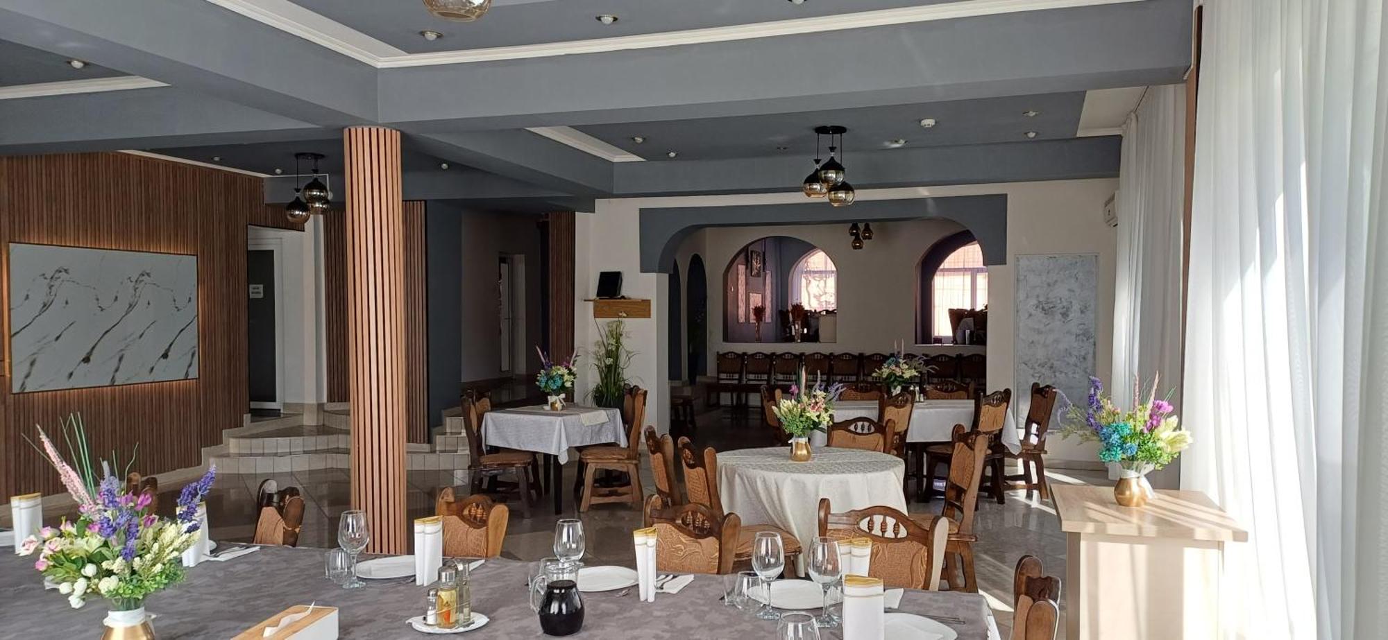 Hotel Perla Máréfalva Kültér fotó